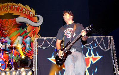 sumconcert3.jpg